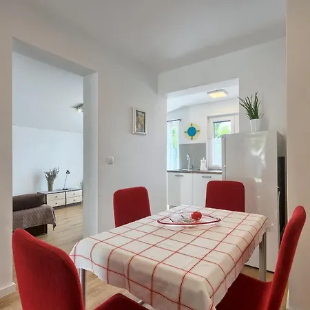 Smokva Apartment *