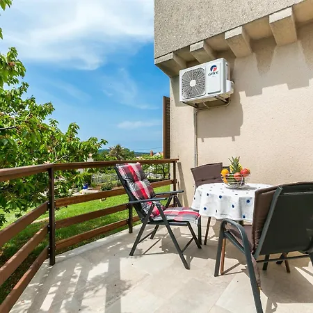 Apartment Smokva *